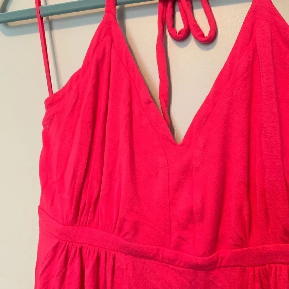 Pink Express halter dress - Picture 2 of 4